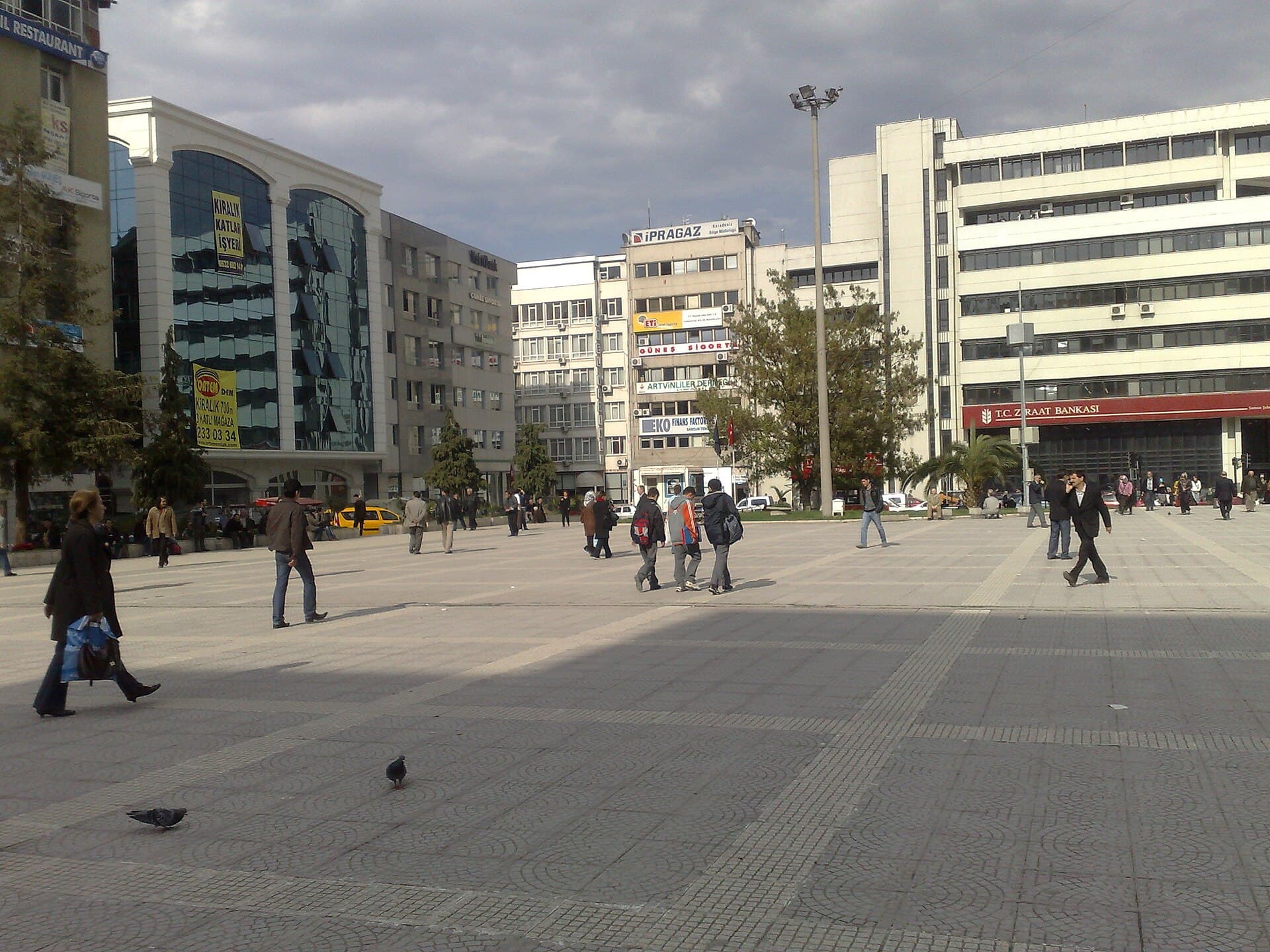 Cumhuriyet Meydanı